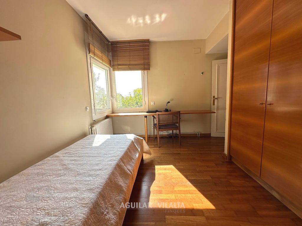 Exclusive villa in Can Teixidó with sea views - 109