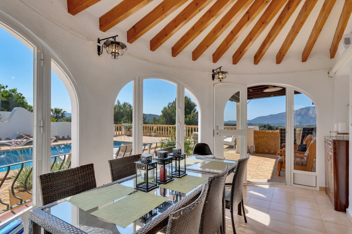 Villa con impresionantes vistas panorámicas, en Jávea - 10