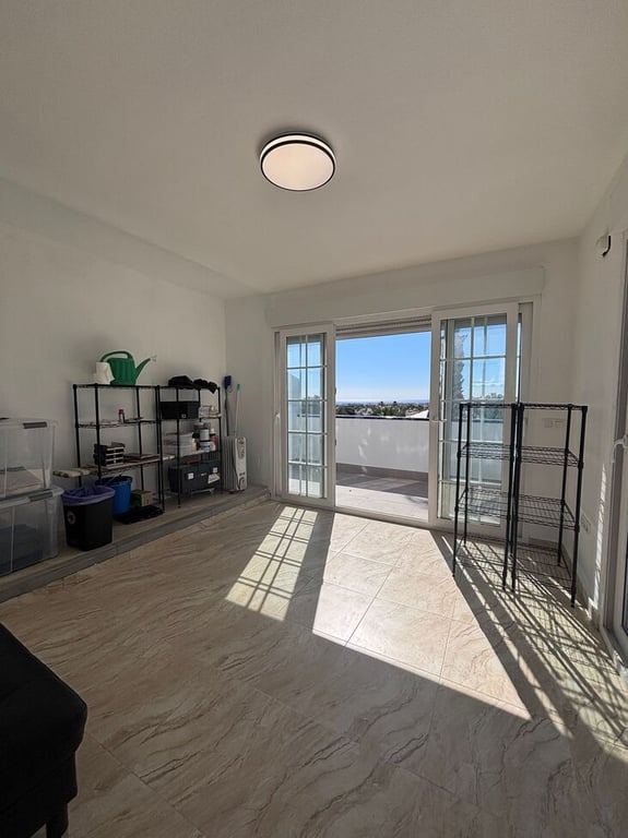 Property #RH21343 - 17