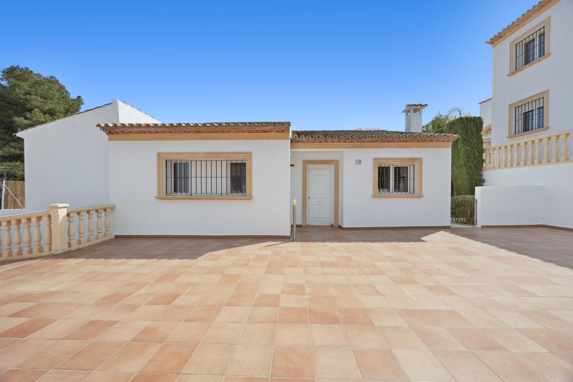 2-bed Villa in Xàbia photo 2