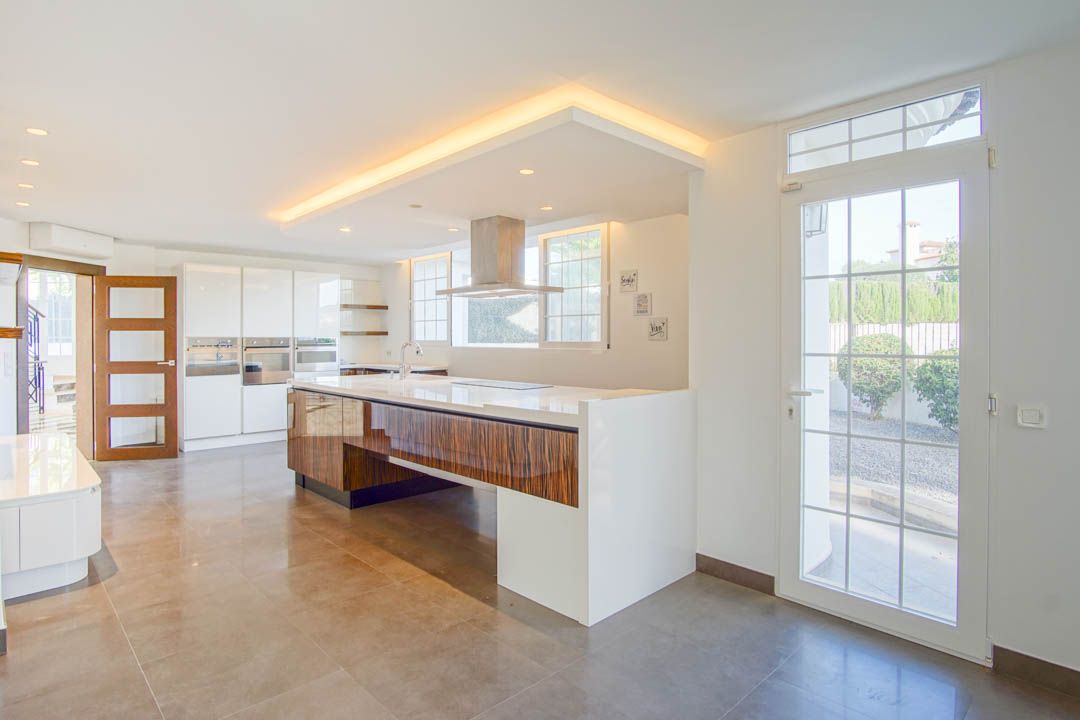 Property #RH21270 - 39