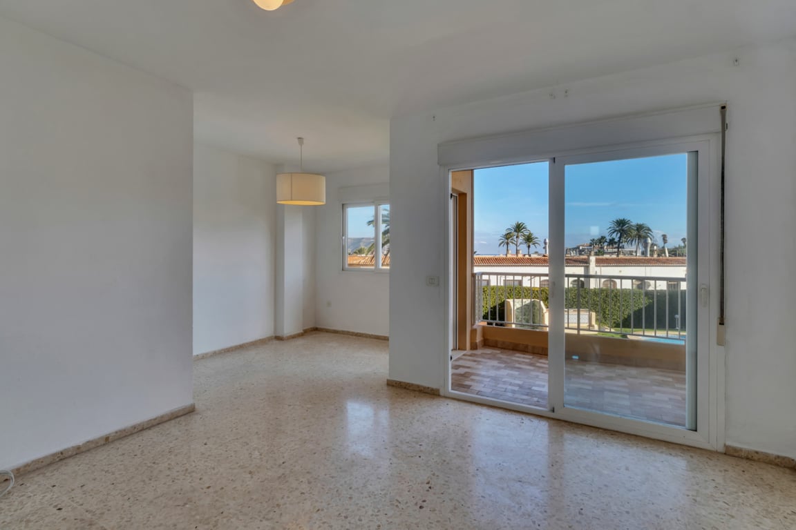Apartamento con piscina ubicado a 100 metros de la playa - 4