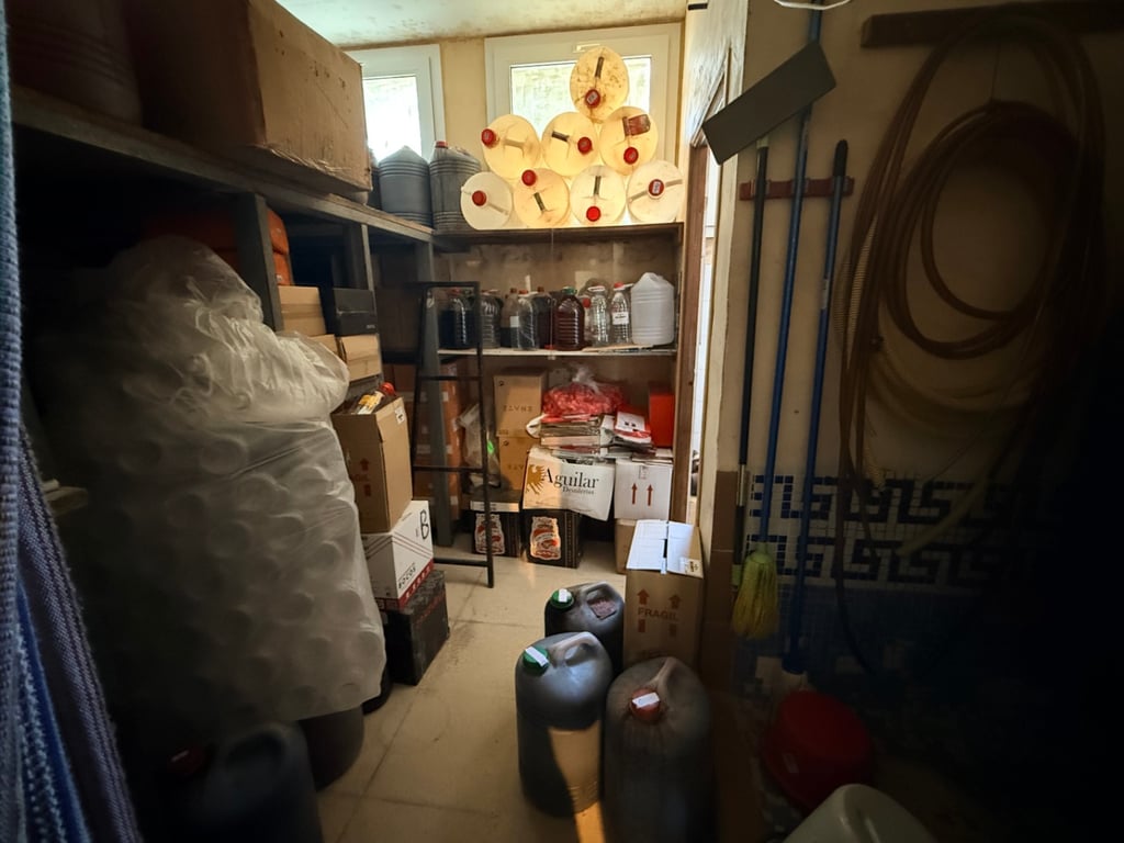 Exitoso negocio vinícola a la venta en Moraira centro - 6