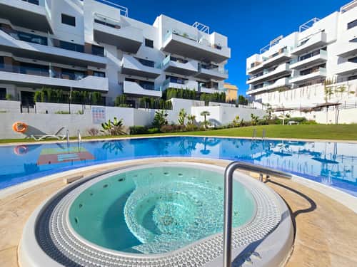 Gelijkvloers appartement met terras en zwembad in Villamartín — foto 5