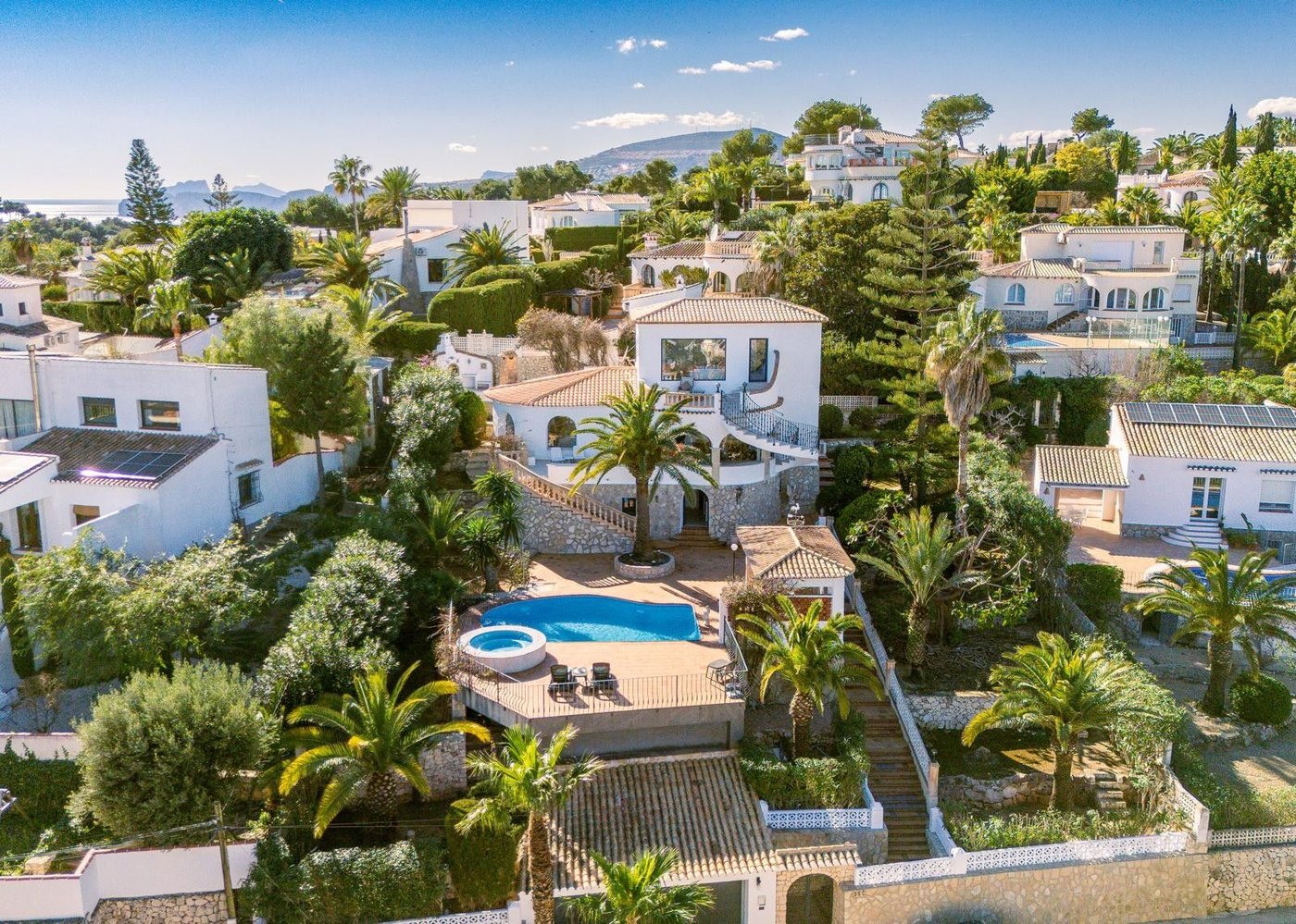 Luxury villa in Balcón al Mar, Jávea — 5 bed · 5 bath · €1,395,000