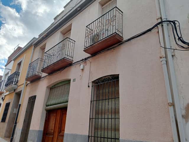 House in the center of Pedreguer