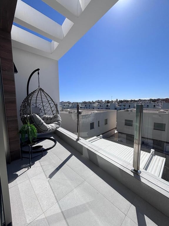 Property #RH21342 - 26