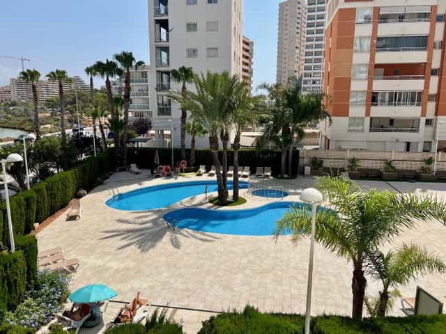 Apartamento en CALPE, 2 dorm., 80m²