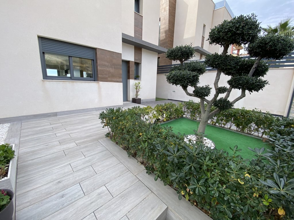 Property #RH20338 - 26