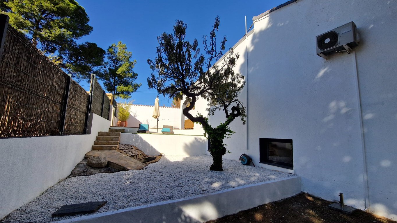 5-bed Villa in Calpe photo 21