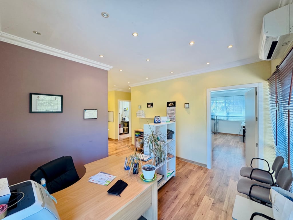LS-MBOY7J - Commercial Property in Jávea