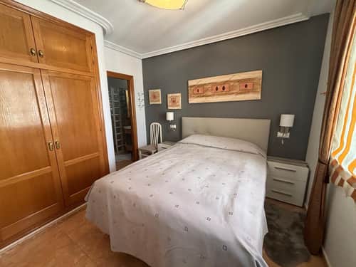 Ruim penthouse-appartement met lift in het hart van Torrevieja — foto 38