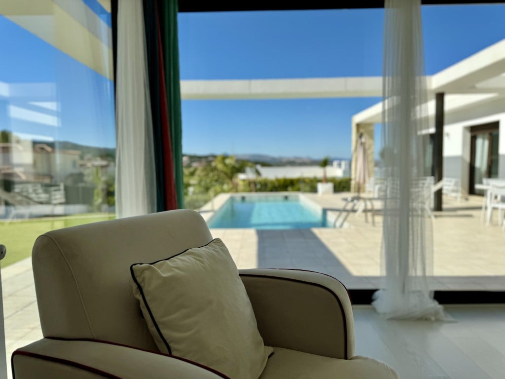 Villa de plain-pied de 5 chambres avec vue sur Montgó à Jávea — living room
