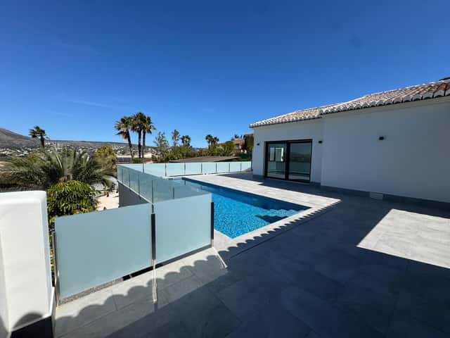 3-bed villa in Jávea, 196m²
