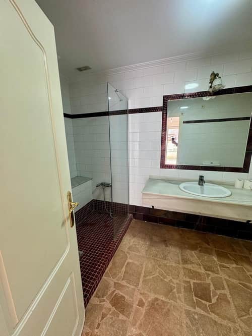 Appartement met 5 slaapkamers in Torrevieja — foto 19