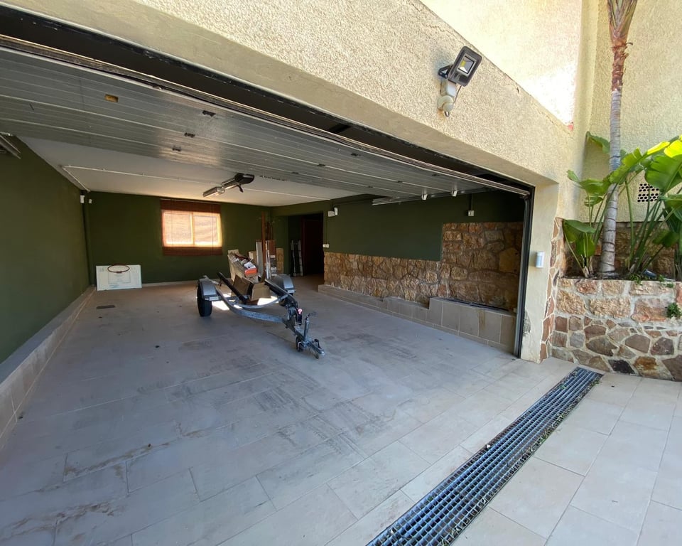 Property #RH21175 - 15