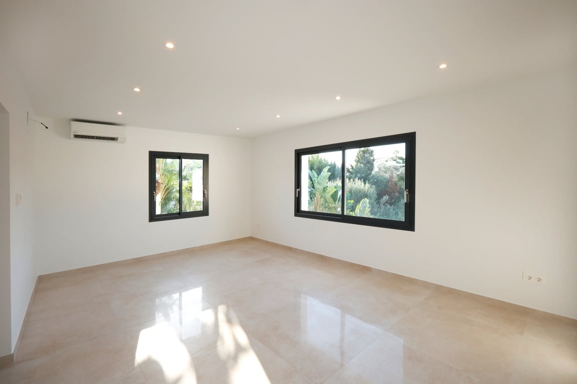 Villa de nueva construcción en venta en Los Pinos, Calpe - 12