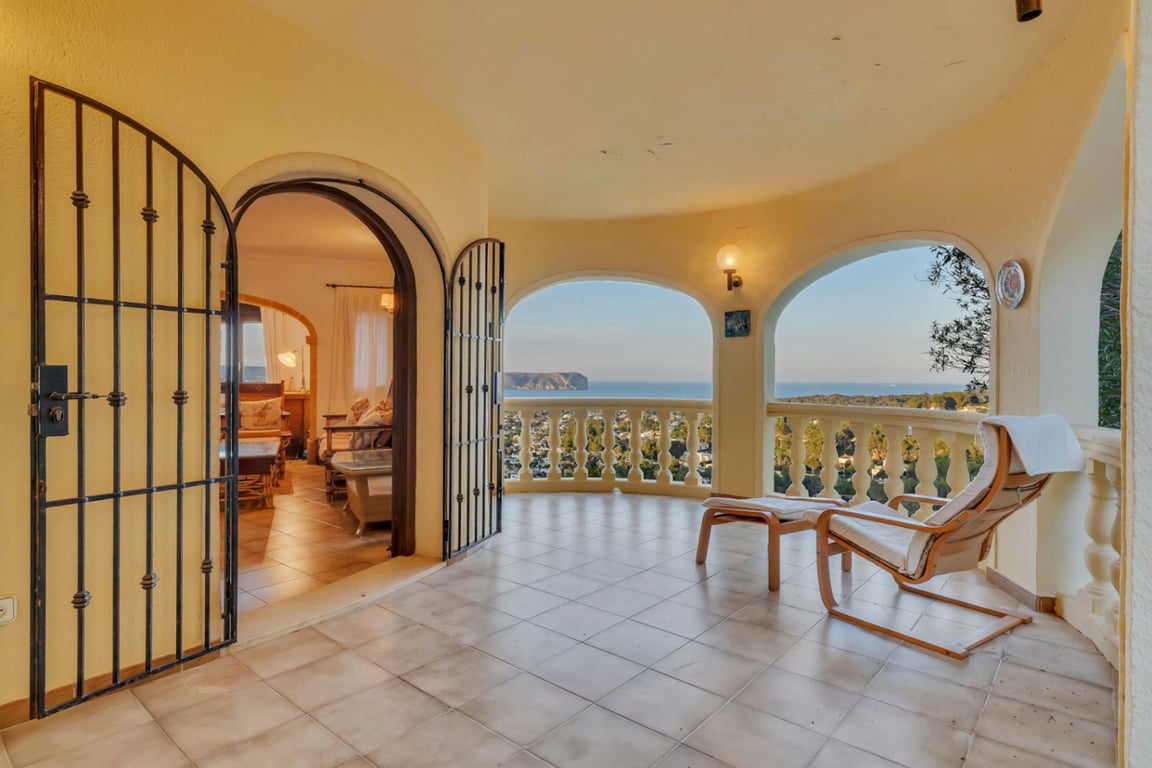 Villa a la venta con impresionantes vistas al mar - 9