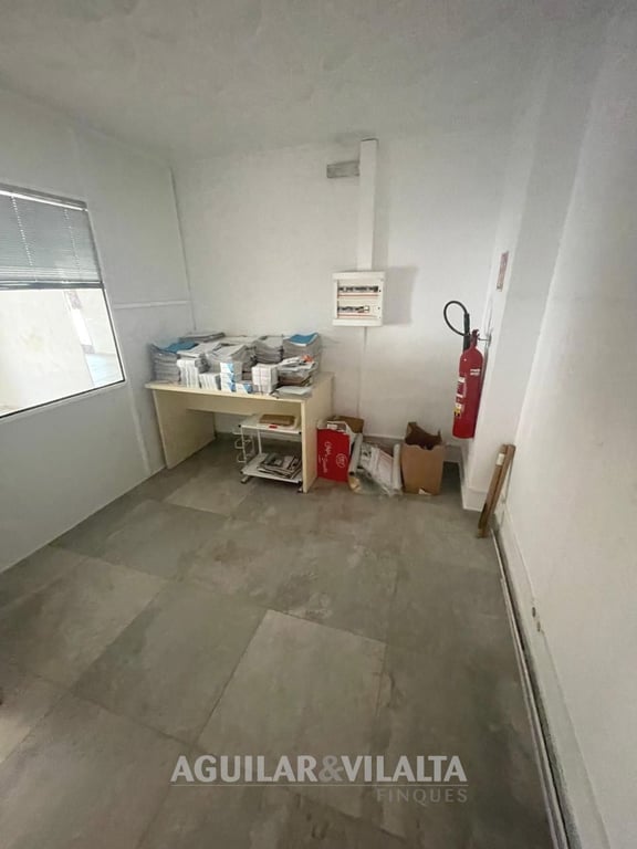 LOCAL COMERCIAL DE 41 M² UTILES - 2