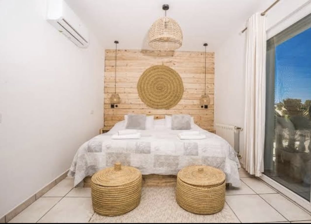4-bed Villa in Jávea photo 18