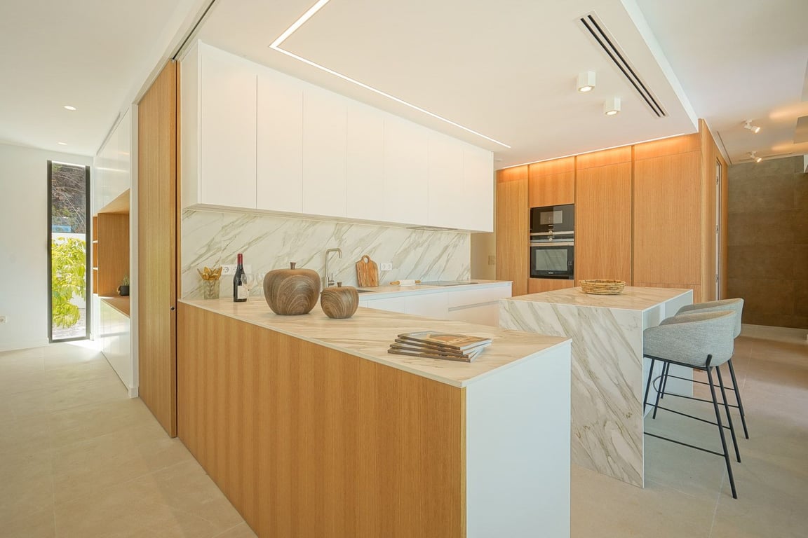 Property #RH21269 - 23