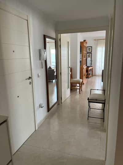 Property R4647838