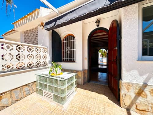 Rijwoning met 3 slaapkamers in Orihuela Costa — foto 9