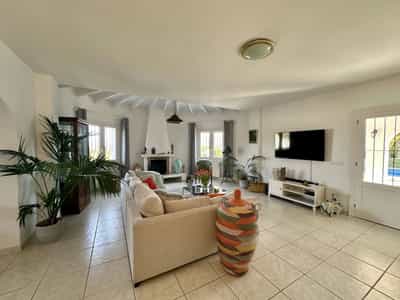 Property #AD 128