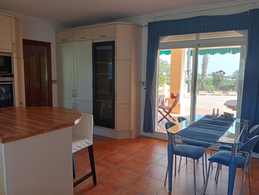 Property #RH20333 - 10