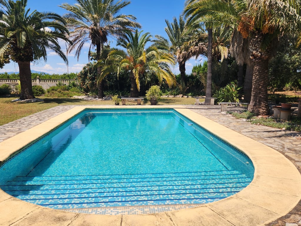 Property #RH20448 - 6