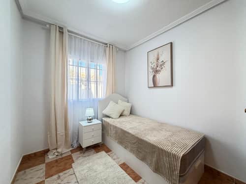 Rijwoning met 2 slaapkamers in Orihuela Costa — foto 39