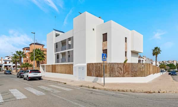 Penthouse met 2 slaapkamers in Orihuela Costa