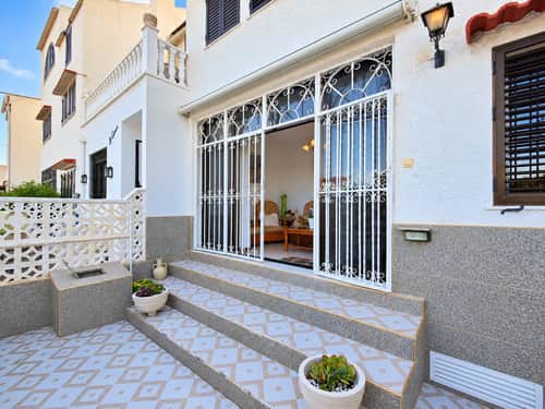 Townhouse with 5 Bedrooms in Torrevieja — foto 13