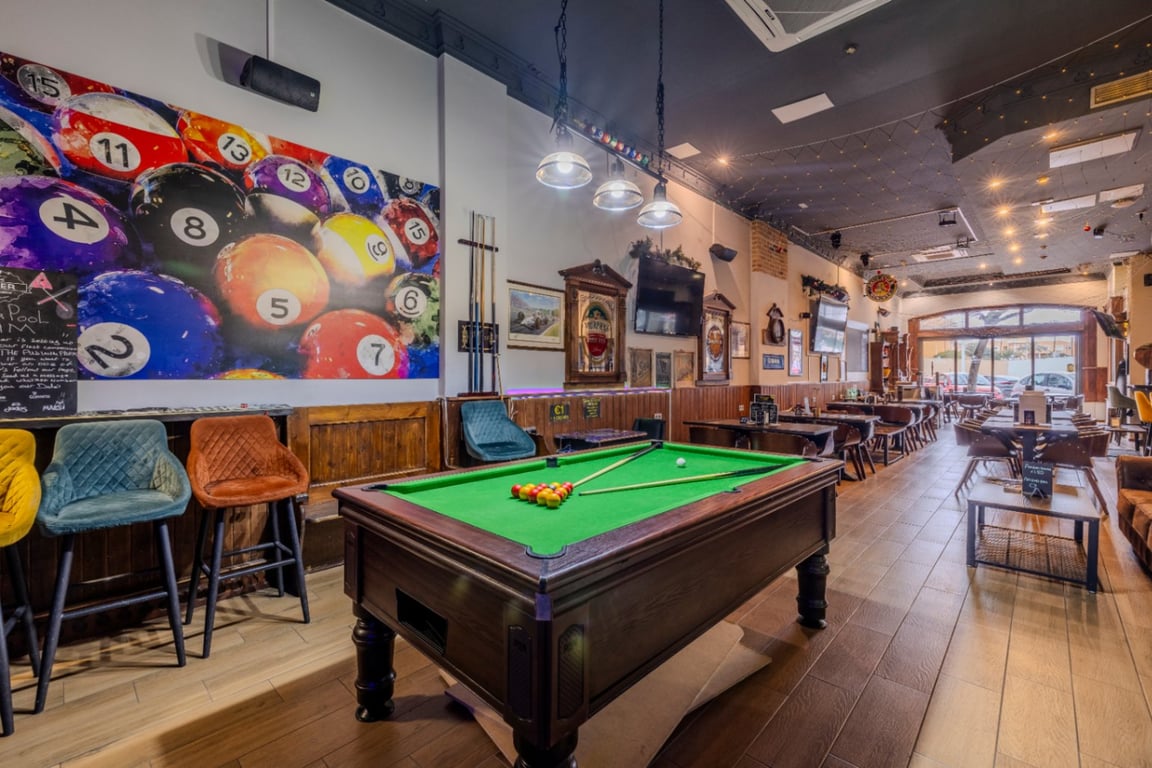 Traspaso de Pub con perfecta ubicación el Arenal de Jávea - 28