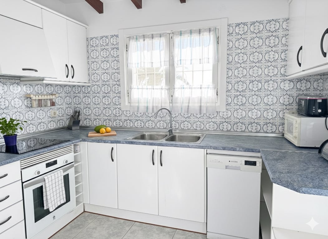 3-bed Villa in Moraira photo 5