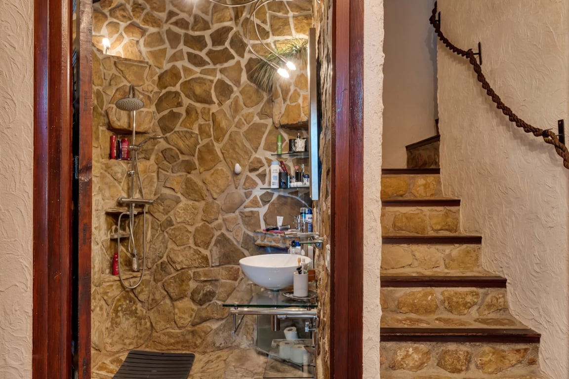 Villa con apartamento de invitados, totalmente renovada y cerca del casco antiguo de Jávea - 22