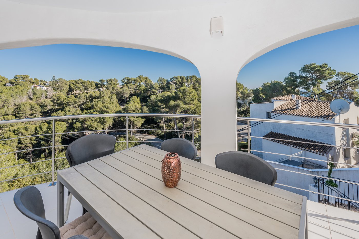 Elegante villa mediterránea de 3 dormitorios — €965,000