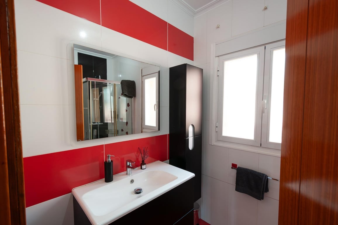 Property #RH21396 - 6