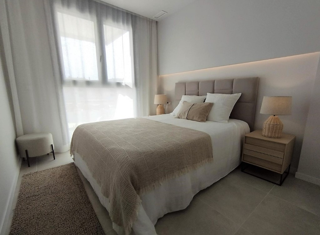 Apartamento de obra nueva en primera línea en playa en Dénia - 10