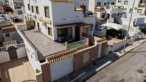 Rijwoning met 6 slaapkamers in Torrevieja — foto 32