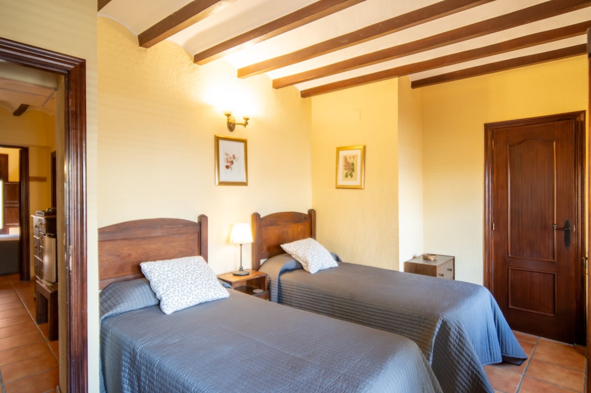 Property #RH21005 - 33