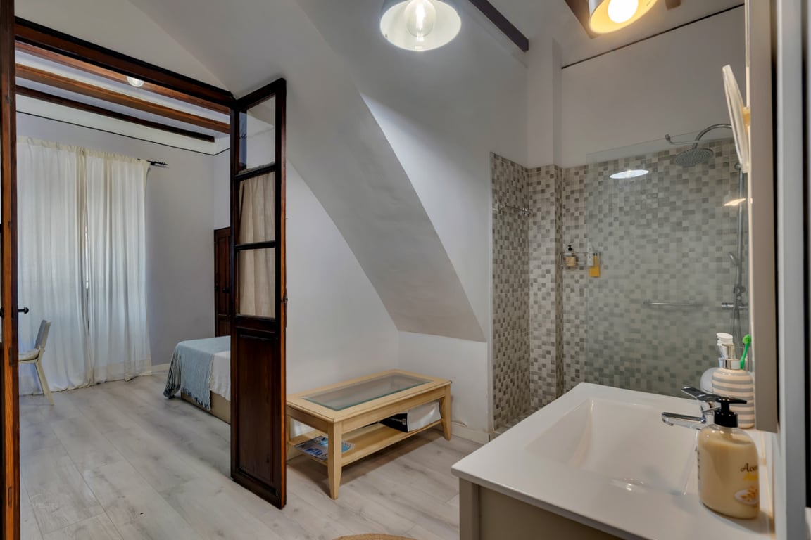 Bonita casa de pueblo totalmente reformada en el casco antiguo de Jávea - 40