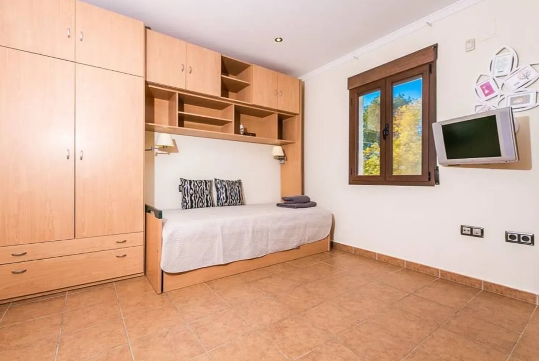 4-bed Villa in Teulada photo 18