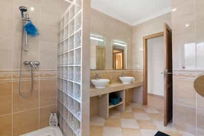 Property #AD 109