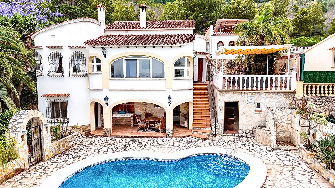 4-bed Villa in Dénia