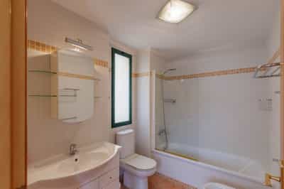 Property R4638778