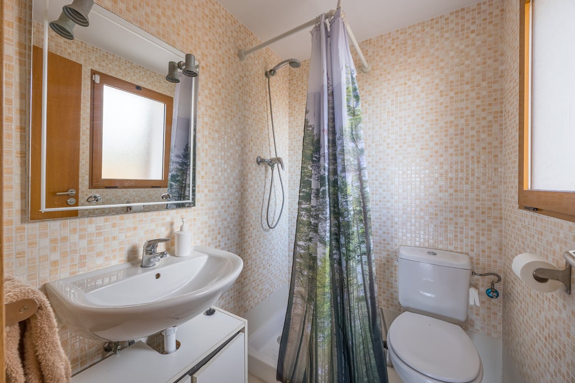 Property #RH20438 - 8