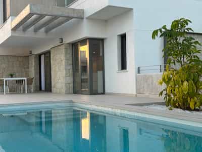 VILLA 16 2