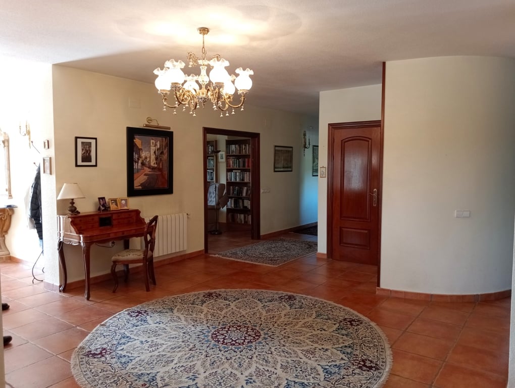 Property #RH20333 - 8