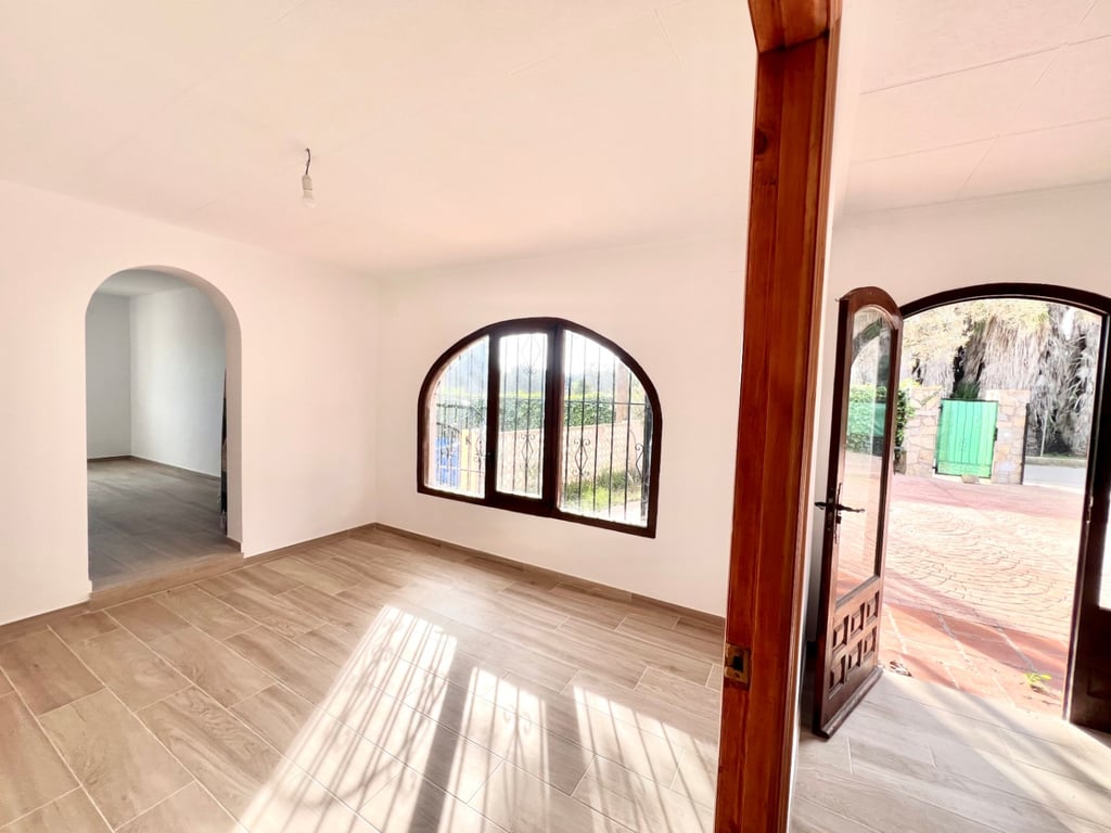 Villa rustica reformada en Jávea cerca de la playa del arenal - 8